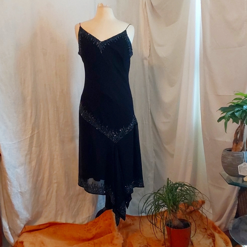 JKARA New York Size 14 Black Beaded  Cocktail Dress